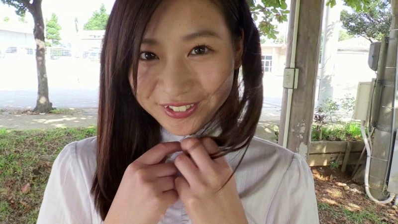 アイドルワン 香る肌、彩りの季節 佐山彩香 6枚目